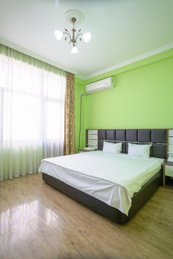 Apartments 37B Batoumi Extérieur photo
