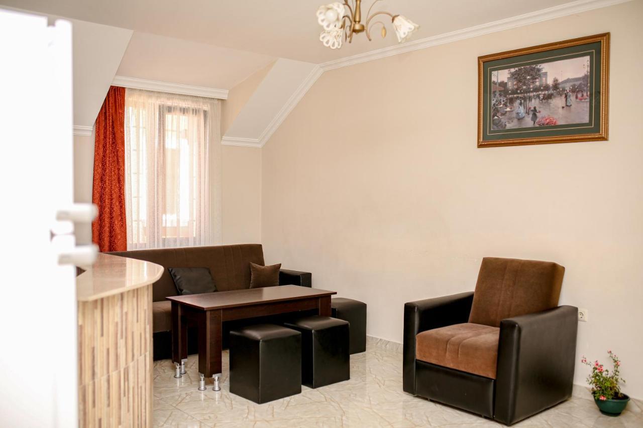 Apartments 37B Batoumi Extérieur photo